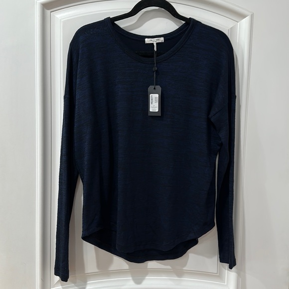 rag & bone Tops - Rag & bone navy/black beautiful top size M